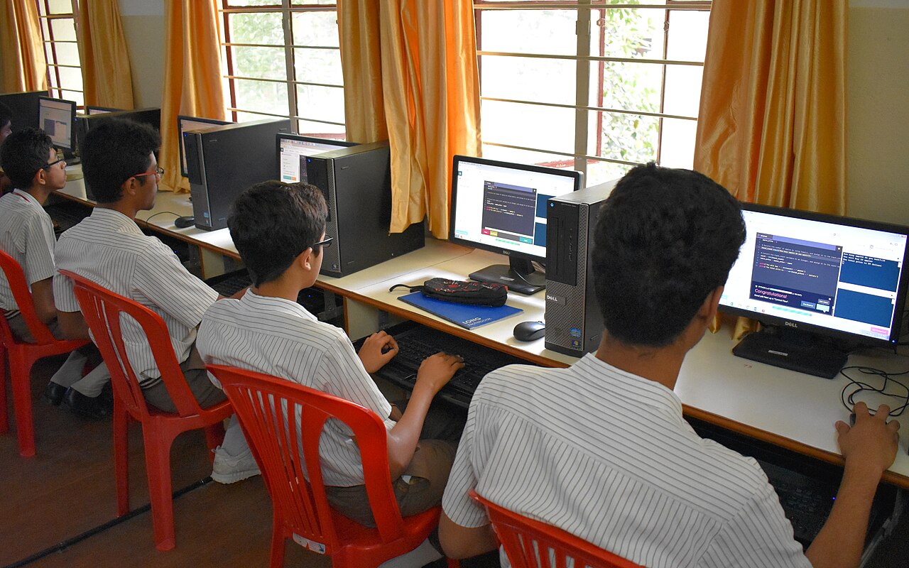Computer & Coding Lab